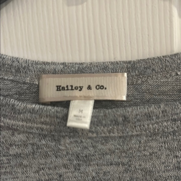 Gray Long Sleeve Top with Ruched Sleeves - Picture 2 of 4